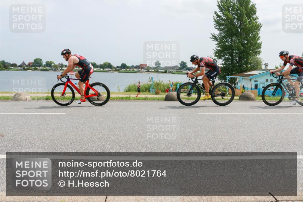 21.06.2025 - 27. Vierlanden-Triathlon H.Heesch http://msf.ph/oto/8021764 15.06.2025 12:05:29 Radfahren 931, 957, 989, 990, 991, 992, 993 meine-sportfotos.de