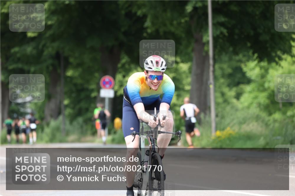 15.06.2025 - 7 Türme Triathlon Yannick Fuchs http://msf.ph/oto/8021770 15.06.2025 13:33:49 Radfahren 1139 meine-sportfotos.de