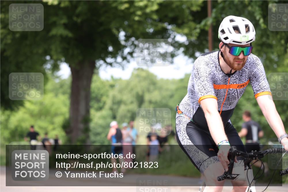 15.06.2025 - 7 Türme Triathlon Yannick Fuchs http://msf.ph/oto/8021823 15.06.2025 13:33:51 Radfahren 1139, 1142 meine-sportfotos.de