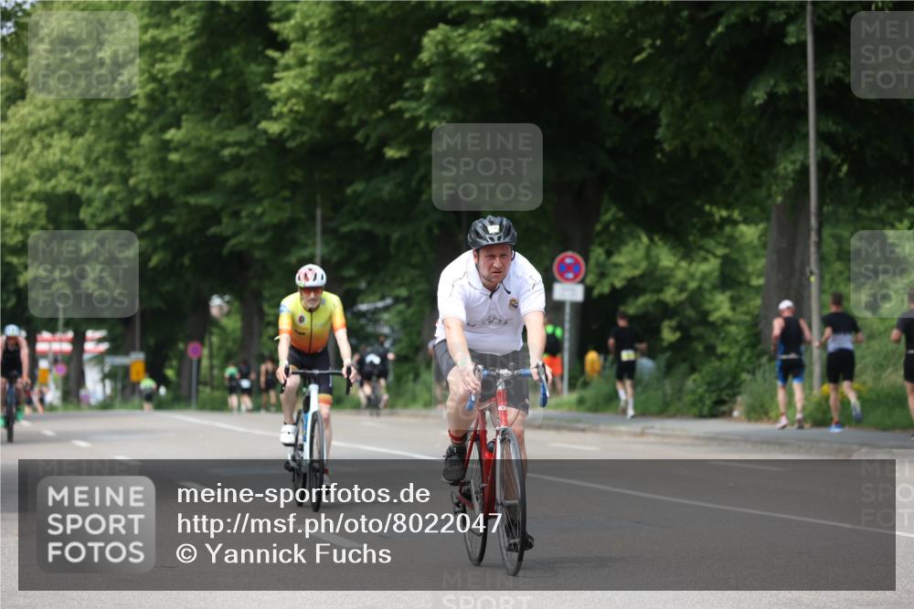 15.06.2025 - 7 Türme Triathlon Yannick Fuchs http://msf.ph/oto/8022047 15.06.2025 13:33:59 Radfahren 376, 853, 926, 1142, 1180 meine-sportfotos.de