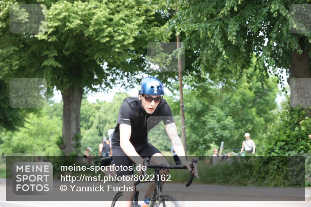 15.06.2025 - 7 Türme Triathlon Yannick Fuchs http://msf.ph/oto/8022162 15.06.2025 13:34:12 Radfahren 531, 801, 942 meine-sportfotos.de