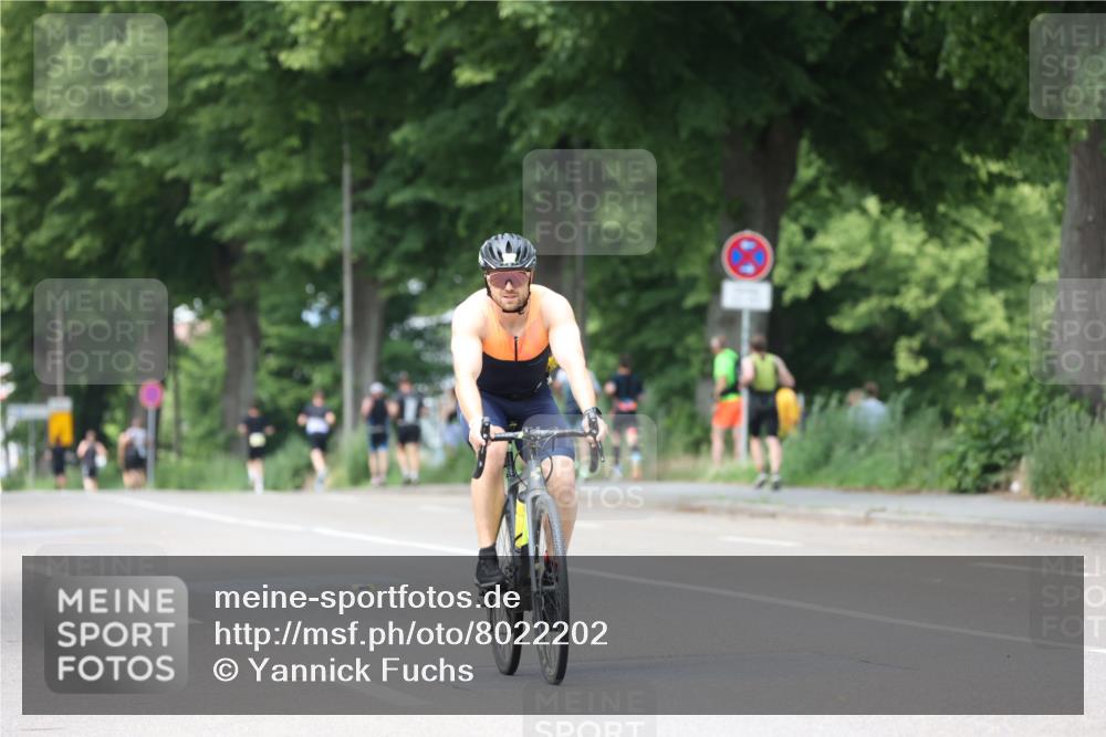 15.06.2025 - 7 Türme Triathlon Yannick Fuchs http://msf.ph/oto/8022202 15.06.2025 13:34:17 Radfahren 531, 801 meine-sportfotos.de