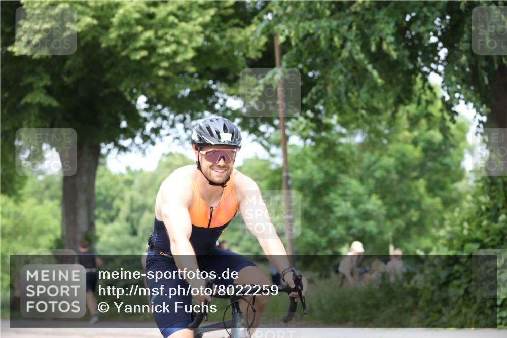 15.06.2025 - 7 Türme Triathlon Yannick Fuchs http://msf.ph/oto/8022259 15.06.2025 13:34:19 Radfahren 531 meine-sportfotos.de