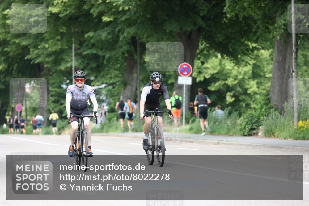 15.06.2025 - 7 Türme Triathlon Yannick Fuchs http://msf.ph/oto/8022278 15.06.2025 13:34:31 Radfahren 196, 910, 1074 meine-sportfotos.de