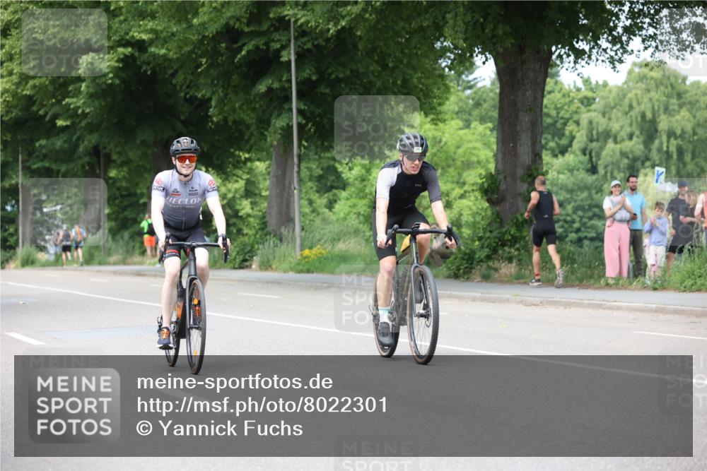 15.06.2025 - 7 Türme Triathlon Yannick Fuchs http://msf.ph/oto/8022301 15.06.2025 13:34:32 Radfahren 196, 910, 1074 meine-sportfotos.de