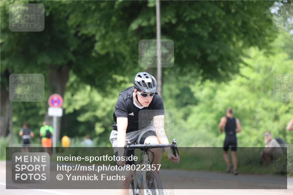 15.06.2025 - 7 Türme Triathlon Yannick Fuchs http://msf.ph/oto/8022357 15.06.2025 13:34:35 Radfahren 196, 910 meine-sportfotos.de