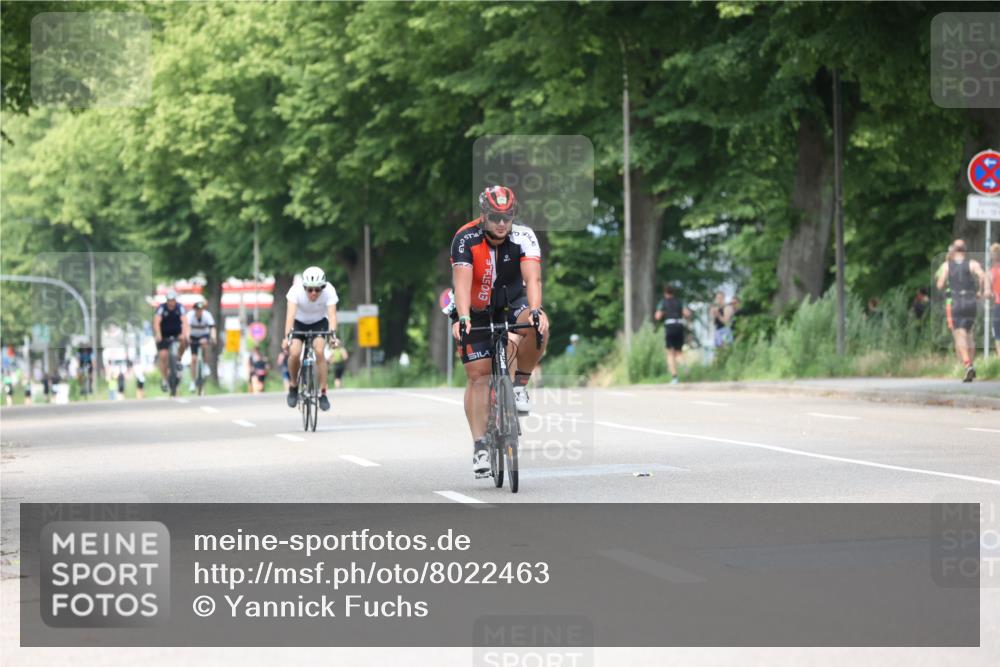 15.06.2025 - 7 Türme Triathlon Yannick Fuchs http://msf.ph/oto/8022463 15.06.2025 13:34:44 Radfahren  meine-sportfotos.de