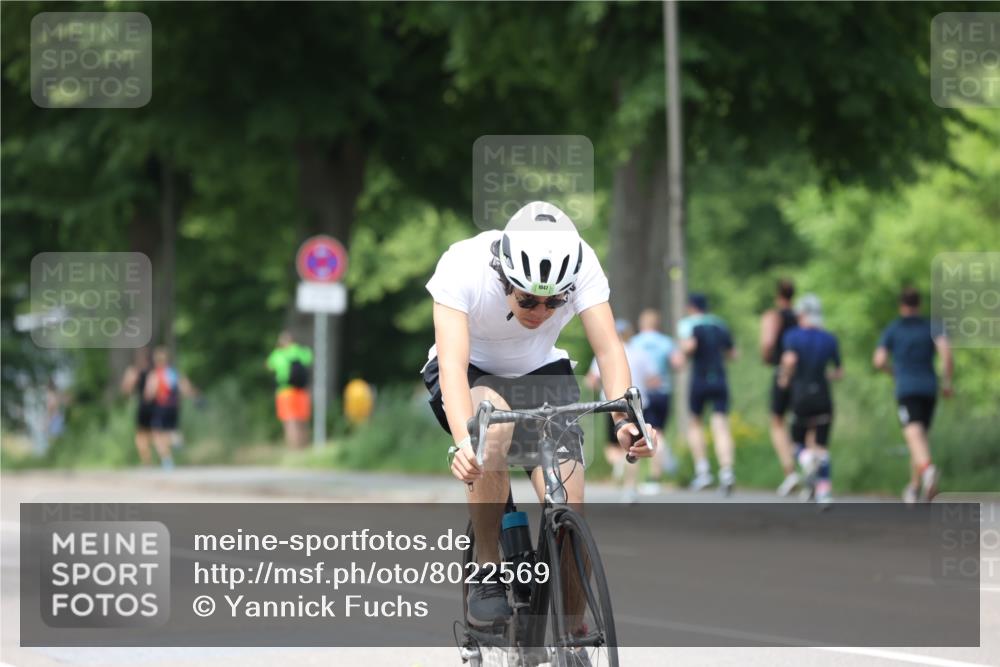 15.06.2025 - 7 Türme Triathlon Yannick Fuchs http://msf.ph/oto/8022569 15.06.2025 13:34:48 Radfahren  meine-sportfotos.de