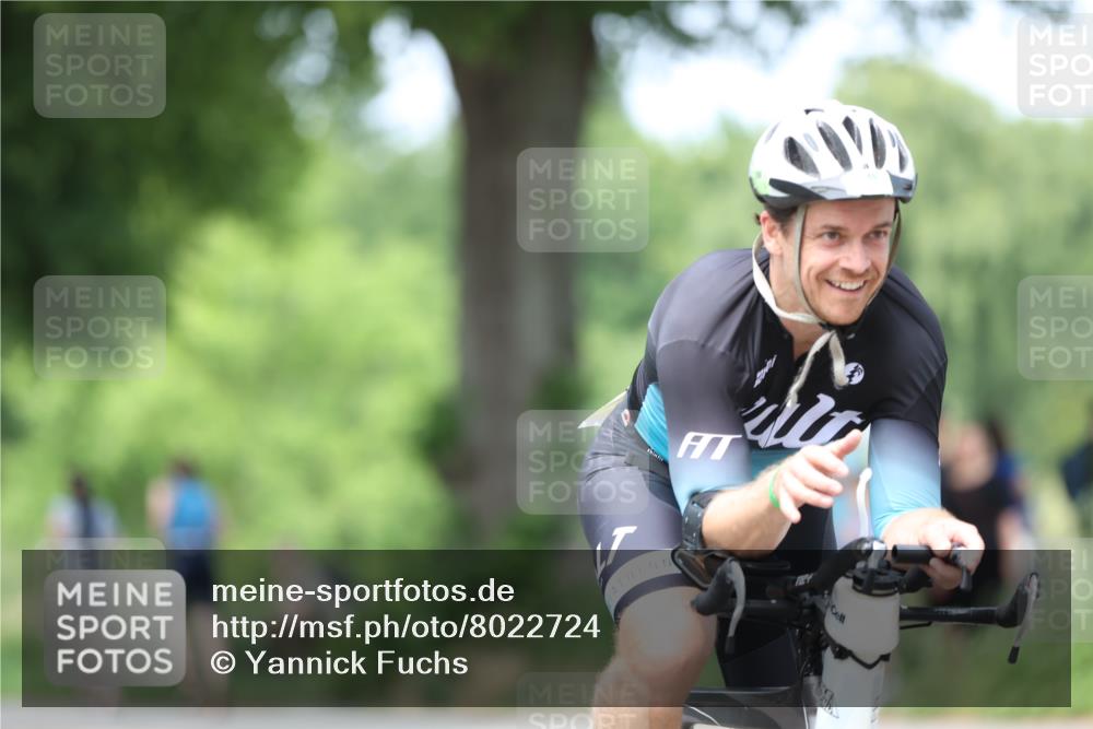 15.06.2025 - 7 Türme Triathlon Yannick Fuchs http://msf.ph/oto/8022724 15.06.2025 13:34:57 Radfahren 1186 meine-sportfotos.de