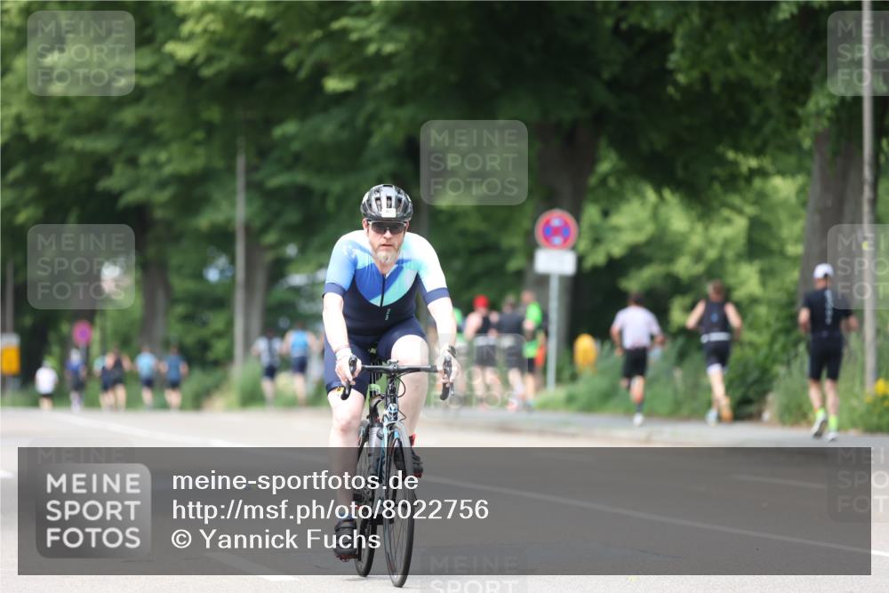 15.06.2025 - 7 Türme Triathlon Yannick Fuchs http://msf.ph/oto/8022756 15.06.2025 13:35:16 Radfahren 860 meine-sportfotos.de