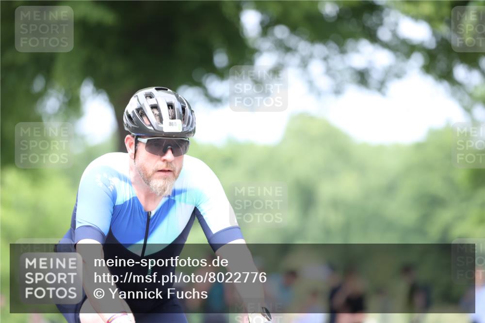 15.06.2025 - 7 Türme Triathlon Yannick Fuchs http://msf.ph/oto/8022776 15.06.2025 13:35:17 Radfahren 860 meine-sportfotos.de
