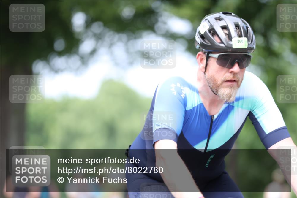 15.06.2025 - 7 Türme Triathlon Yannick Fuchs http://msf.ph/oto/8022780 15.06.2025 13:35:17 Radfahren 860 meine-sportfotos.de
