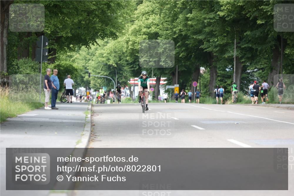 15.06.2025 - 7 Türme Triathlon Yannick Fuchs http://msf.ph/oto/8022801 15.06.2025 13:35:23 Radfahren  meine-sportfotos.de