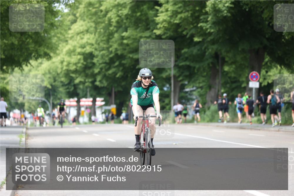 15.06.2025 - 7 Türme Triathlon Yannick Fuchs http://msf.ph/oto/8022915 15.06.2025 13:35:26 Radfahren 899 meine-sportfotos.de