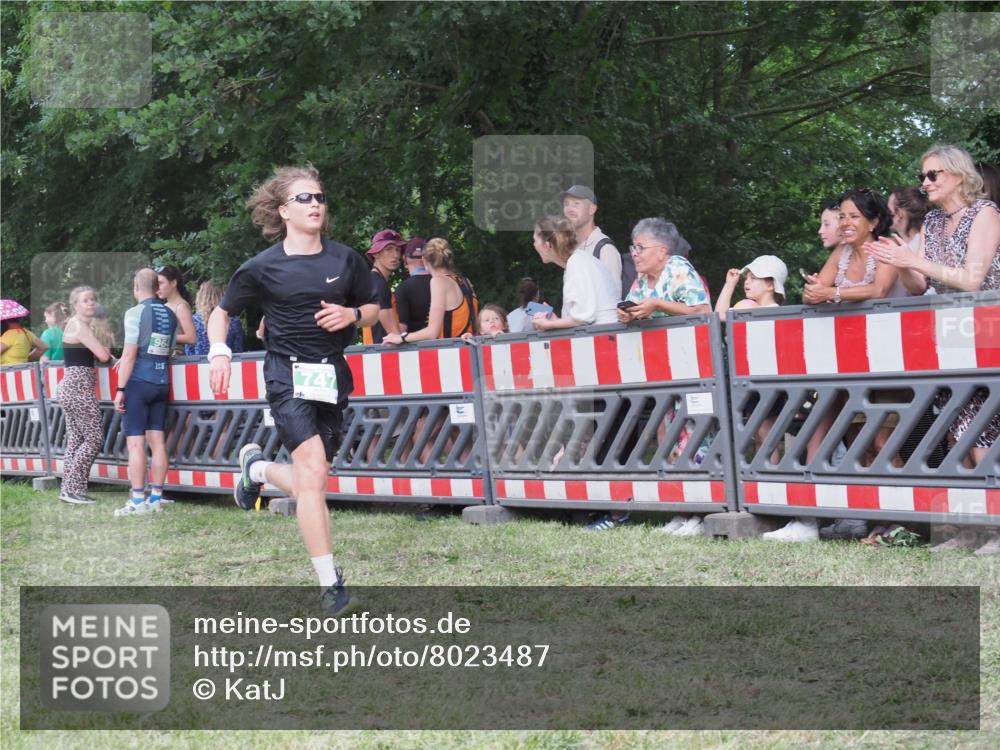 21.06.2025 - 27. Vierlanden-Triathlon KatJ http://msf.ph/oto/8023487 15.06.2025 13:24:30 Ziel 636, 747, 846 meine-sportfotos.de