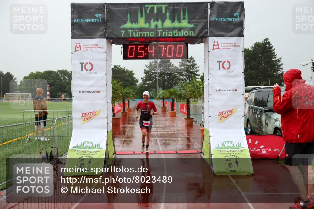 15.06.2025 - 7 Türme Triathlon Michael Strokosch http://msf.ph/oto/8023489 15.06.2025 15:47:00 Ziel 243 meine-sportfotos.de
