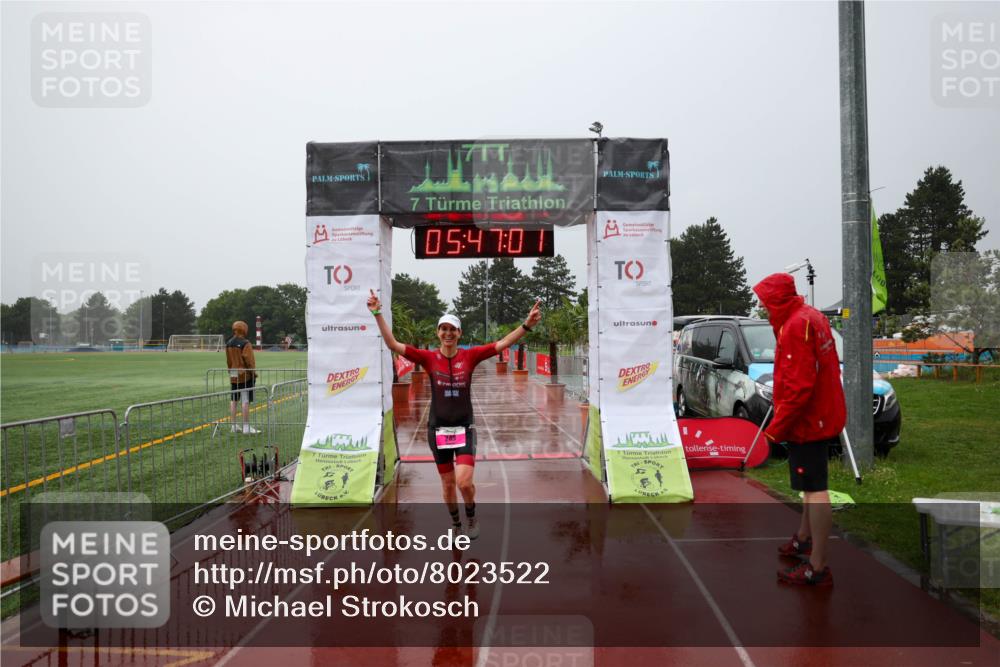 15.06.2025 - 7 Türme Triathlon Michael Strokosch http://msf.ph/oto/8023522 15.06.2025 15:47:01 Ziel 243 meine-sportfotos.de