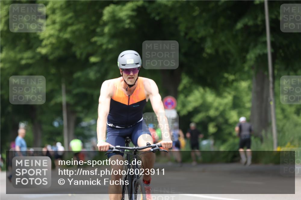 15.06.2025 - 7 Türme Triathlon Yannick Fuchs http://msf.ph/oto/8023911 15.06.2025 13:36:38 Radfahren 826 meine-sportfotos.de