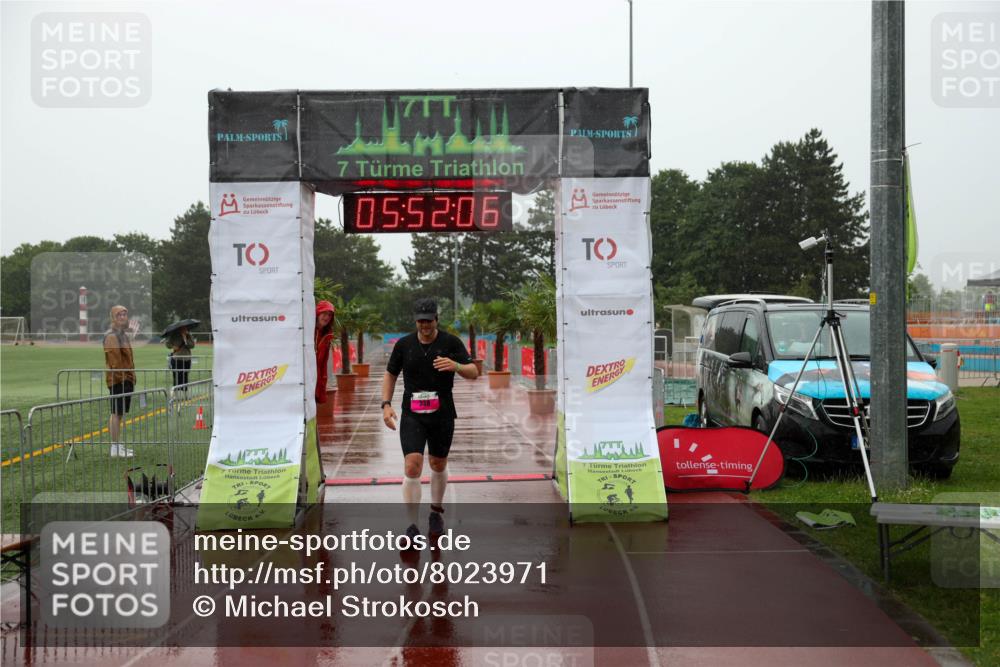 15.06.2025 - 7 Türme Triathlon Michael Strokosch http://msf.ph/oto/8023971 15.06.2025 15:52:06 Ziel 338 meine-sportfotos.de