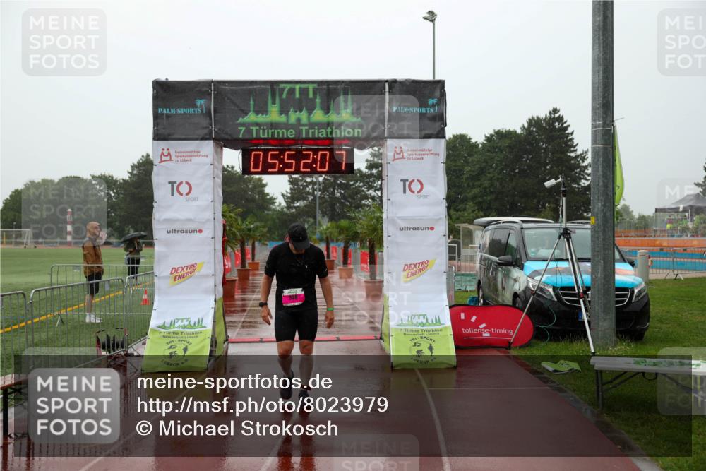 15.06.2025 - 7 Türme Triathlon Michael Strokosch http://msf.ph/oto/8023979 15.06.2025 15:52:07 Ziel 338 meine-sportfotos.de