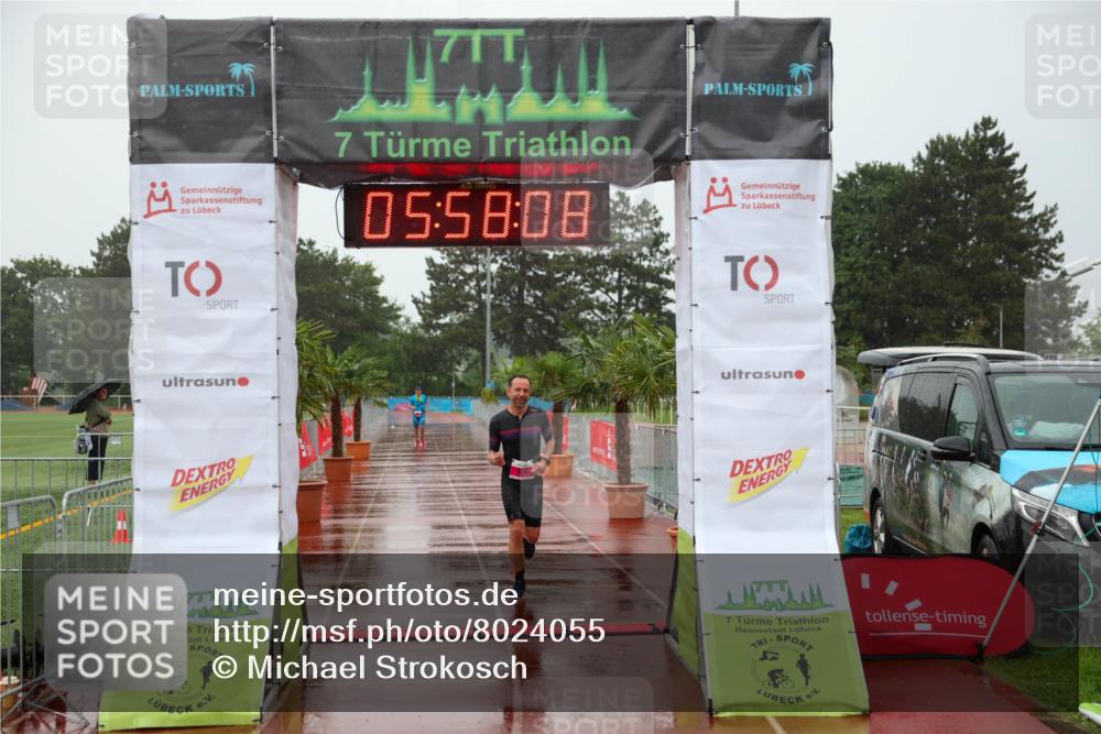 15.06.2025 - 7 Türme Triathlon Michael Strokosch http://msf.ph/oto/8024055 15.06.2025 15:58:08 Ziel 223 meine-sportfotos.de