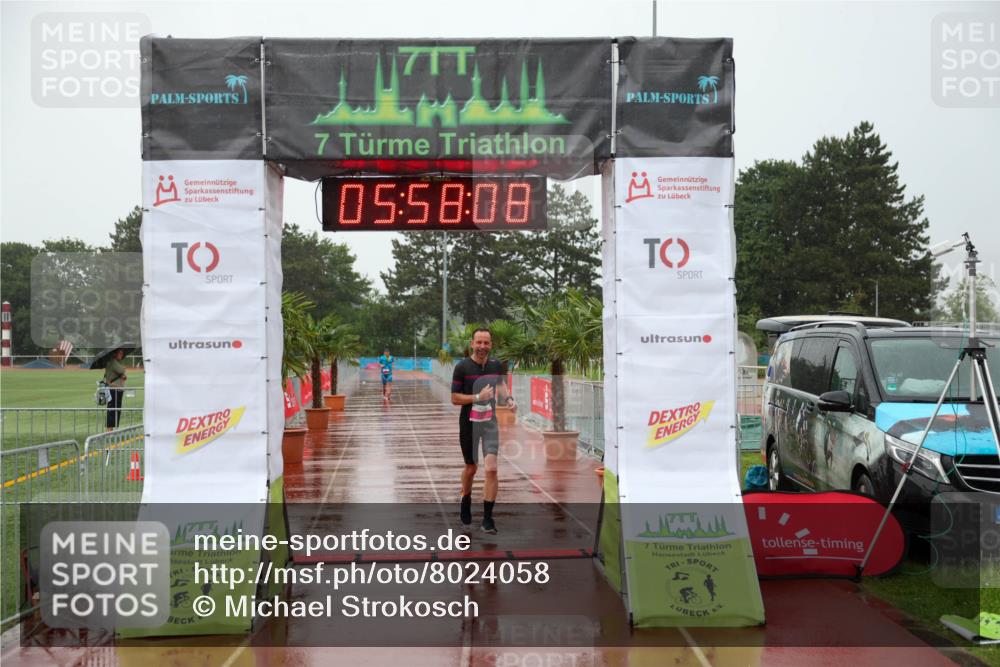 15.06.2025 - 7 Türme Triathlon Michael Strokosch http://msf.ph/oto/8024058 15.06.2025 15:58:08 Ziel 223 meine-sportfotos.de