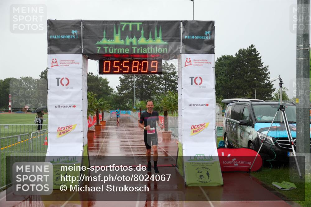 15.06.2025 - 7 Türme Triathlon Michael Strokosch http://msf.ph/oto/8024067 15.06.2025 15:58:09 Ziel 223 meine-sportfotos.de