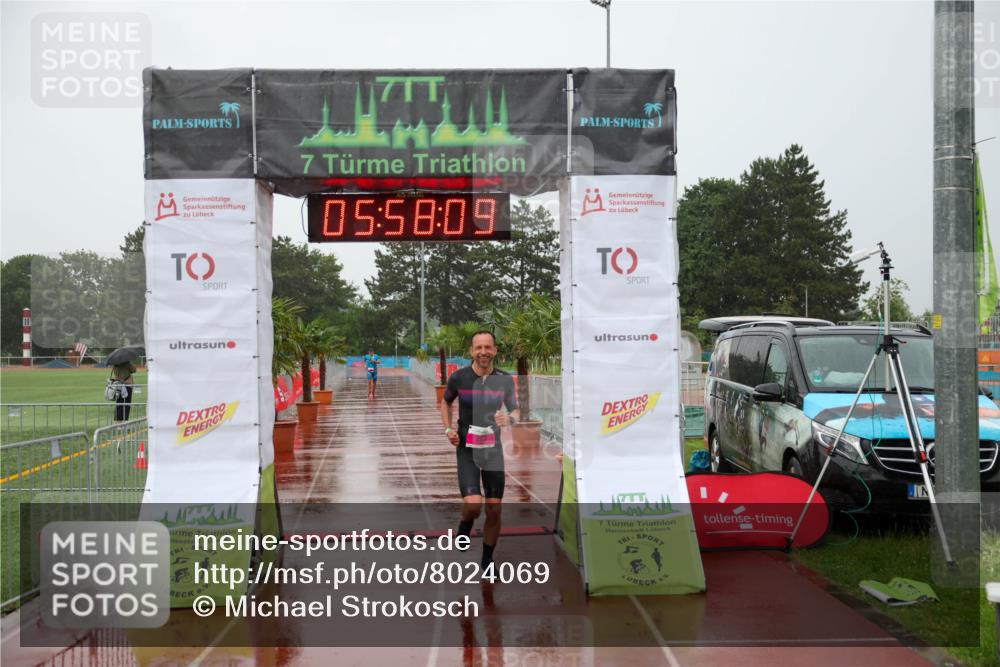 15.06.2025 - 7 Türme Triathlon Michael Strokosch http://msf.ph/oto/8024069 15.06.2025 15:58:09 Ziel 223 meine-sportfotos.de