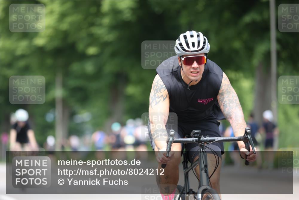 15.06.2025 - 7 Türme Triathlon Yannick Fuchs http://msf.ph/oto/8024212 15.06.2025 13:37:04 Radfahren 1031, 1057, 1127 meine-sportfotos.de