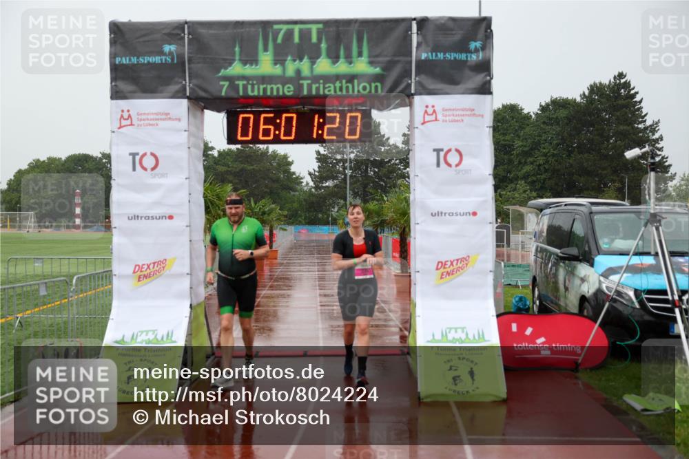 15.06.2025 - 7 Türme Triathlon Michael Strokosch http://msf.ph/oto/8024224 15.06.2025 16:01:20 Ziel 270, 276 meine-sportfotos.de