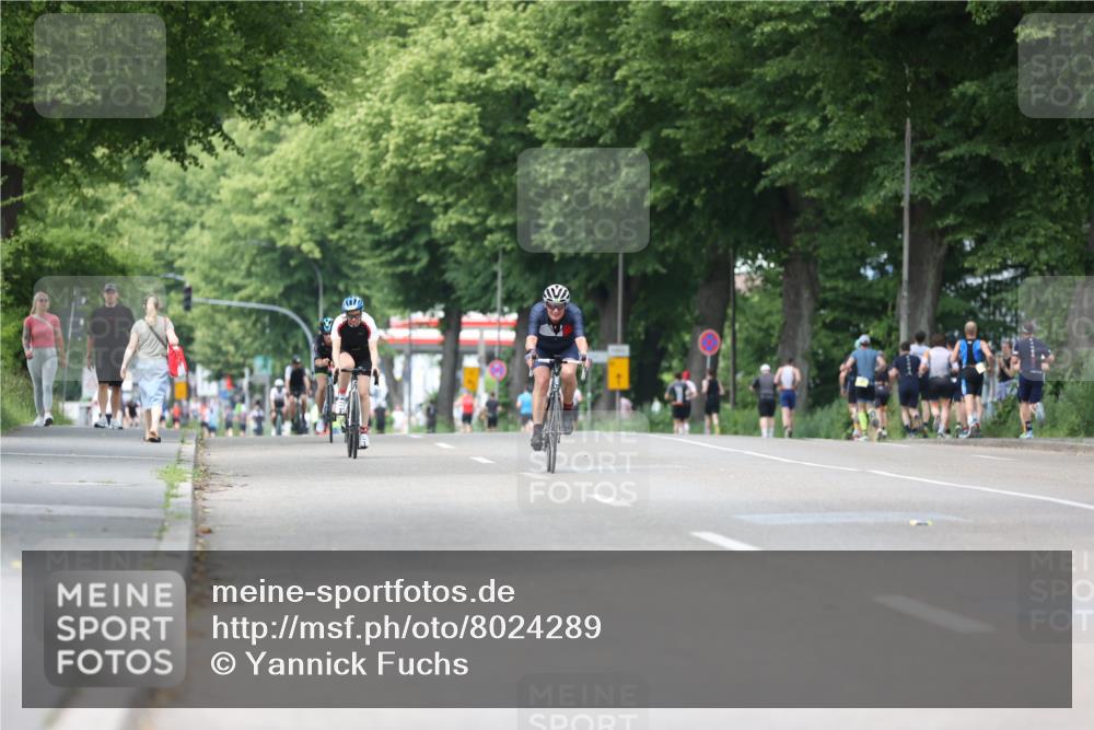 15.06.2025 - 7 Türme Triathlon Yannick Fuchs http://msf.ph/oto/8024289 15.06.2025 13:37:12 Radfahren 421, 525, 663 meine-sportfotos.de