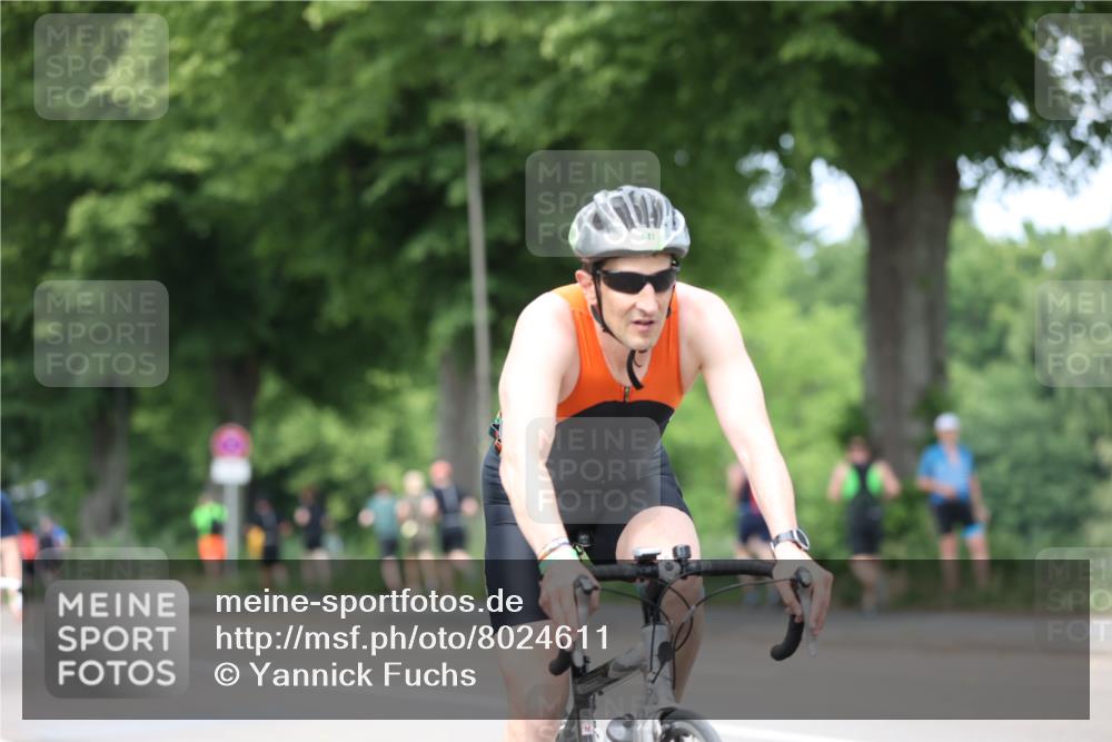 15.06.2025 - 7 Türme Triathlon Yannick Fuchs http://msf.ph/oto/8024611 15.06.2025 13:37:40 Radfahren 427, 587 meine-sportfotos.de