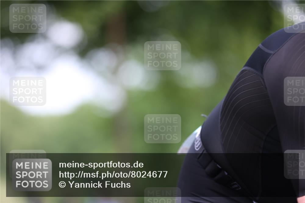 15.06.2025 - 7 Türme Triathlon Yannick Fuchs http://msf.ph/oto/8024677 15.06.2025 13:37:45 Radfahren 427, 587 meine-sportfotos.de