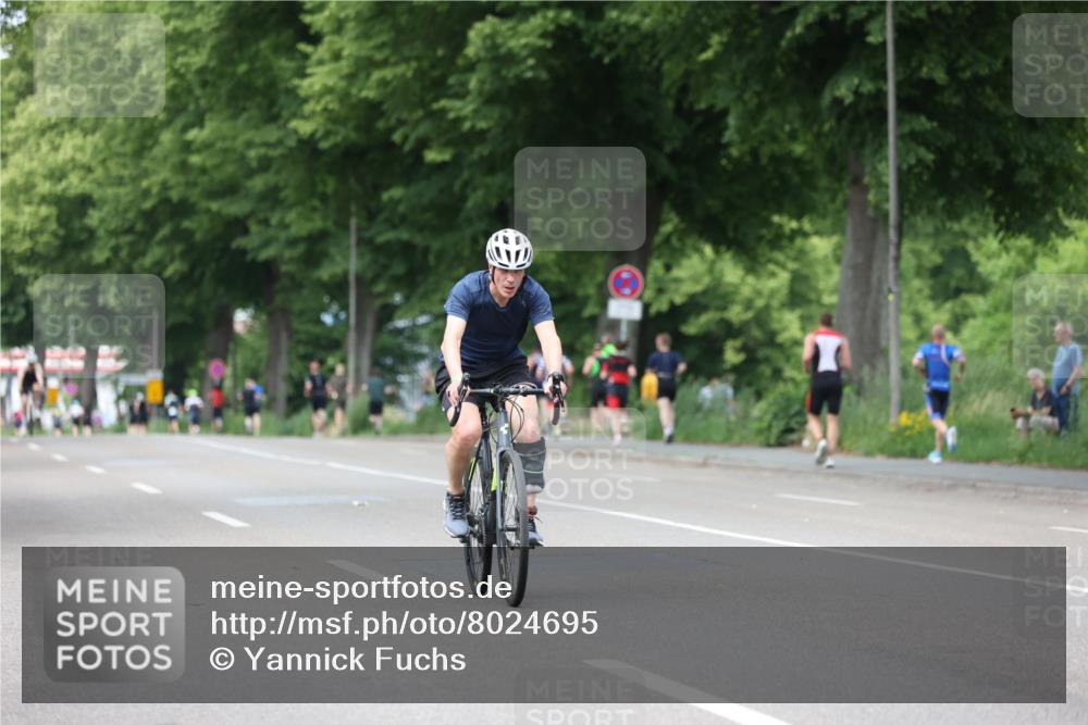 15.06.2025 - 7 Türme Triathlon Yannick Fuchs http://msf.ph/oto/8024695 15.06.2025 13:37:54 Radfahren 972 meine-sportfotos.de