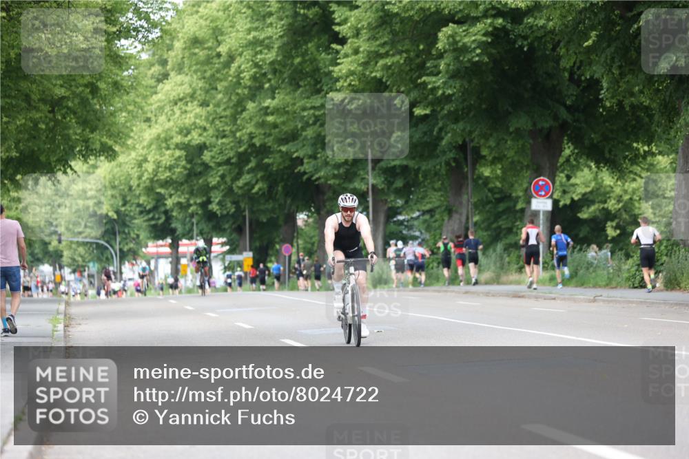 15.06.2025 - 7 Türme Triathlon Yannick Fuchs http://msf.ph/oto/8024722 15.06.2025 13:38:00 Radfahren 812, 944 meine-sportfotos.de