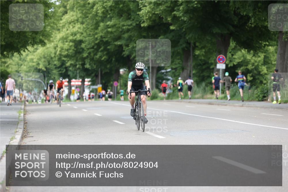 15.06.2025 - 7 Türme Triathlon Yannick Fuchs http://msf.ph/oto/8024904 15.06.2025 13:38:28 Radfahren 432, 750, 884, 1168 meine-sportfotos.de