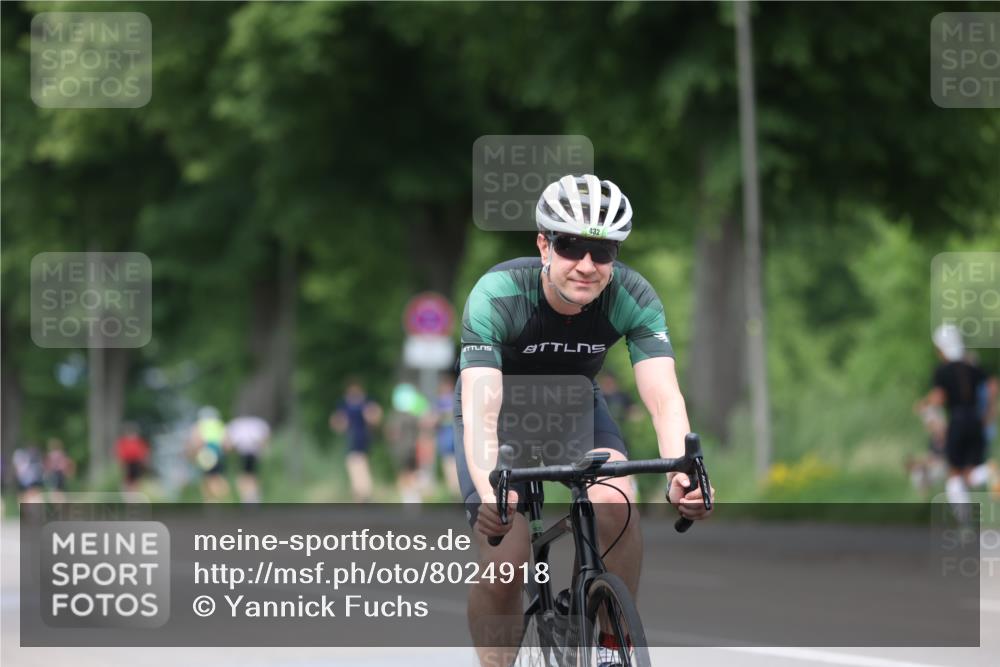 15.06.2025 - 7 Türme Triathlon Yannick Fuchs http://msf.ph/oto/8024918 15.06.2025 13:38:29 Radfahren 432, 750, 884, 1168 meine-sportfotos.de
