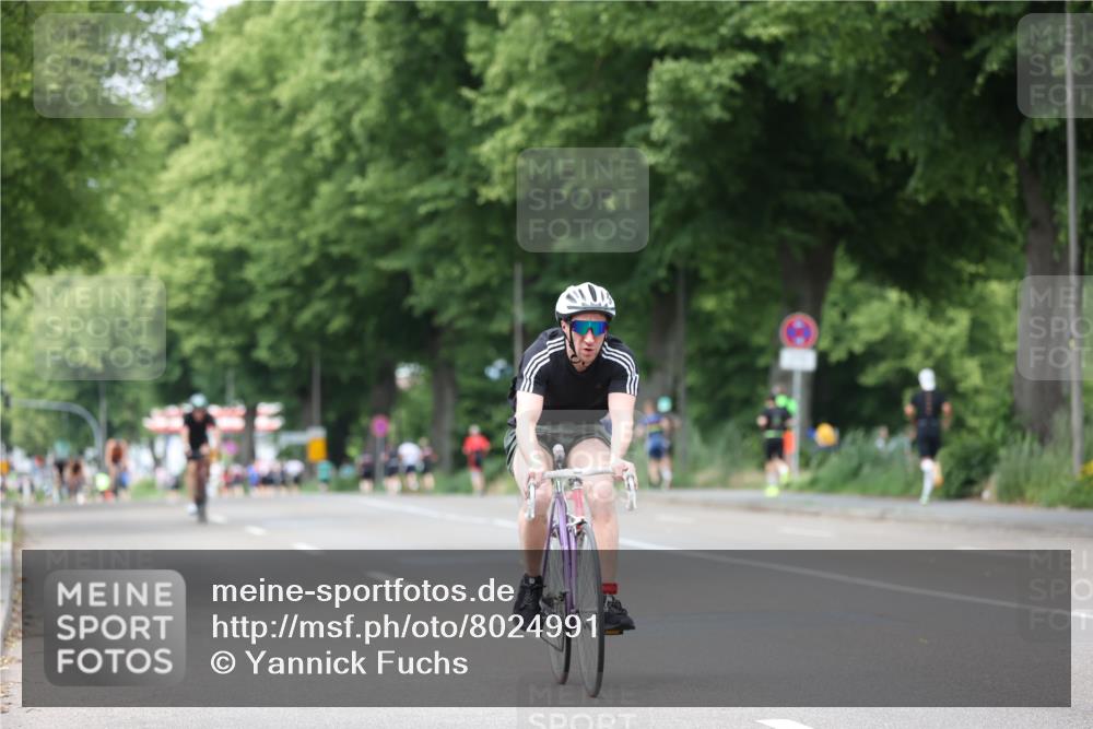 15.06.2025 - 7 Türme Triathlon Yannick Fuchs http://msf.ph/oto/8024991 15.06.2025 13:38:34 Radfahren 457, 884, 1168 meine-sportfotos.de