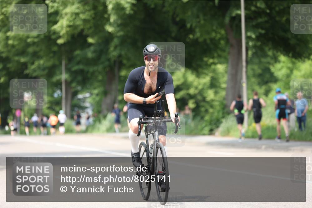 15.06.2025 - 7 Türme Triathlon Yannick Fuchs http://msf.ph/oto/8025141 15.06.2025 13:39:06 Radfahren  meine-sportfotos.de