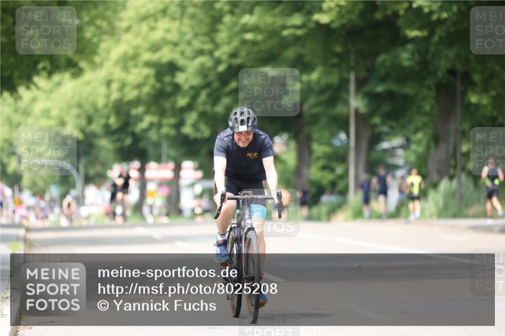15.06.2025 - 7 Türme Triathlon Yannick Fuchs http://msf.ph/oto/8025208 15.06.2025 13:39:13 Radfahren 743 meine-sportfotos.de