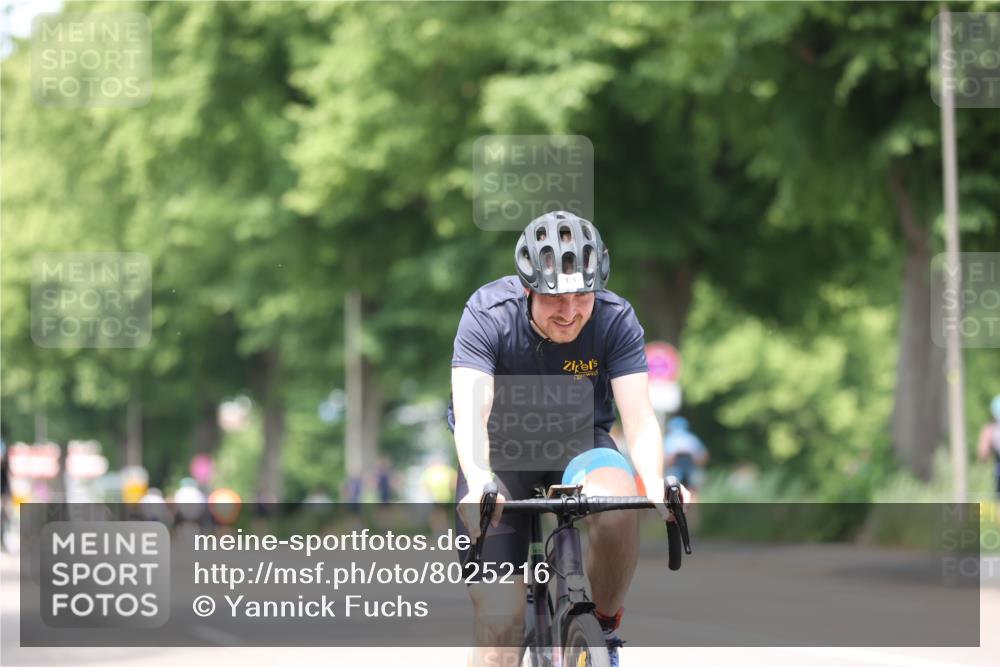 15.06.2025 - 7 Türme Triathlon Yannick Fuchs http://msf.ph/oto/8025216 15.06.2025 13:39:14 Radfahren 237, 743 meine-sportfotos.de