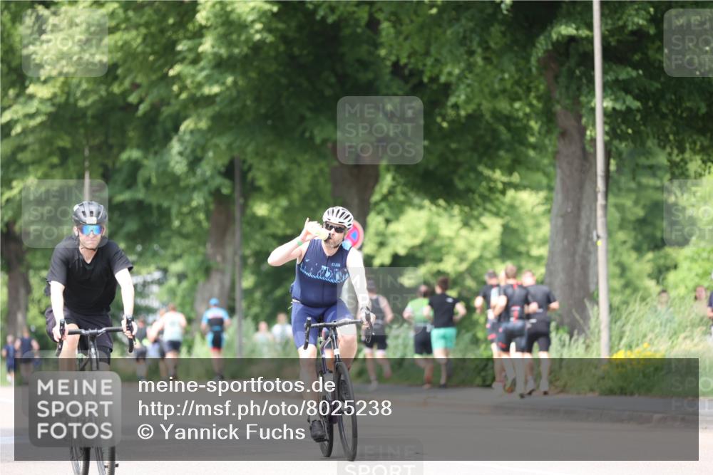 15.06.2025 - 7 Türme Triathlon Yannick Fuchs http://msf.ph/oto/8025238 15.06.2025 13:39:20 Radfahren 237, 271, 1157 meine-sportfotos.de