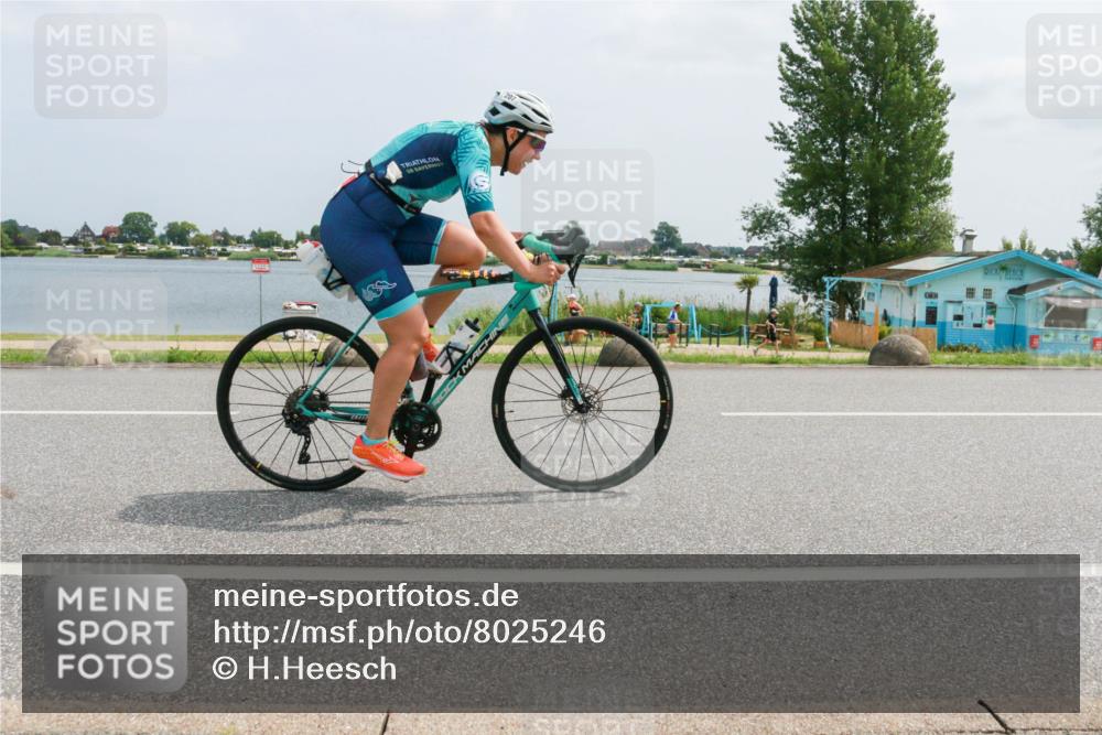 21.06.2025 - 27. Vierlanden-Triathlon H.Heesch http://msf.ph/oto/8025246 15.06.2025 12:06:05 Radfahren 207, 676 meine-sportfotos.de