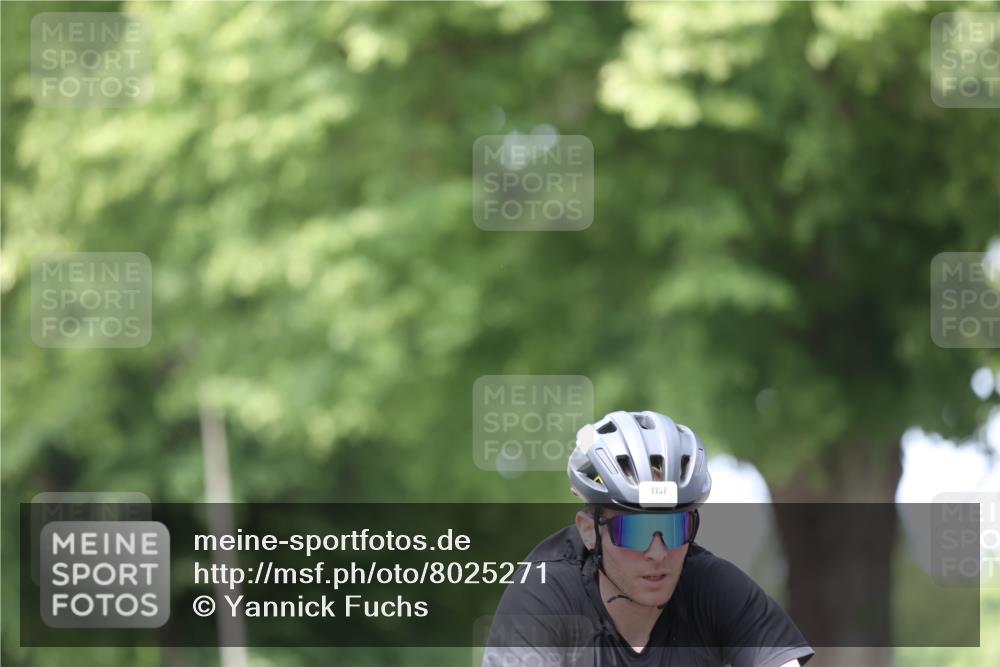 15.06.2025 - 7 Türme Triathlon Yannick Fuchs http://msf.ph/oto/8025271 15.06.2025 13:39:22 Radfahren 237, 271, 1157 meine-sportfotos.de