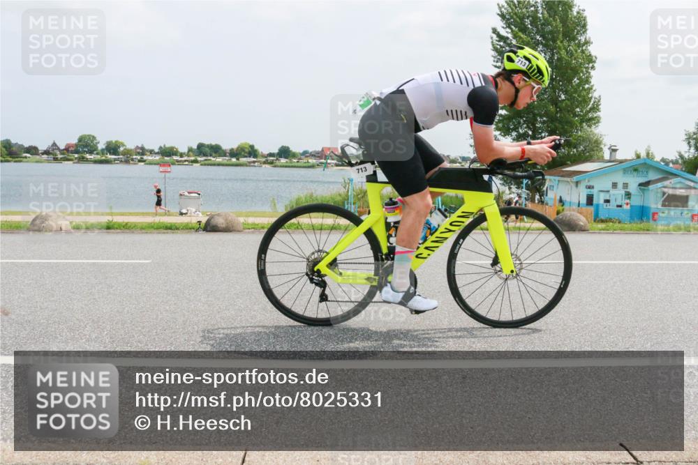 21.06.2025 - 27. Vierlanden-Triathlon H.Heesch http://msf.ph/oto/8025331 15.06.2025 12:06:43 Radfahren 713 meine-sportfotos.de