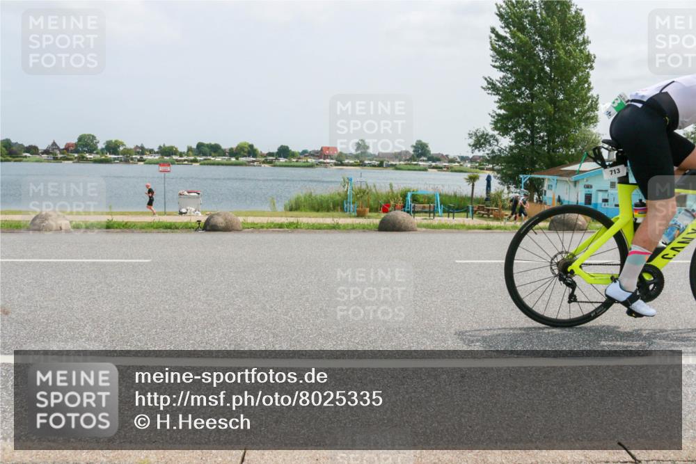 21.06.2025 - 27. Vierlanden-Triathlon H.Heesch http://msf.ph/oto/8025335 15.06.2025 12:06:43 Radfahren 713 meine-sportfotos.de