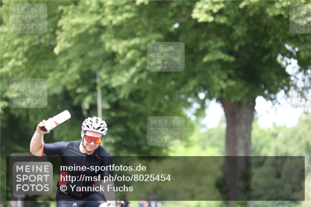 15.06.2025 - 7 Türme Triathlon Yannick Fuchs http://msf.ph/oto/8025454 15.06.2025 13:39:44 Radfahren 409 meine-sportfotos.de
