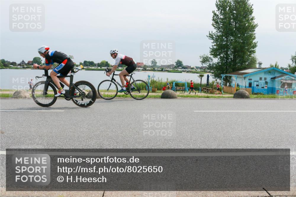 15.06.2025 - 27. Vierlanden-Triathlon H.Heesch http://msf.ph/oto/8025650 15.06.2025 11:17:22 Radfahren 672, 782, 847 meine-sportfotos.de