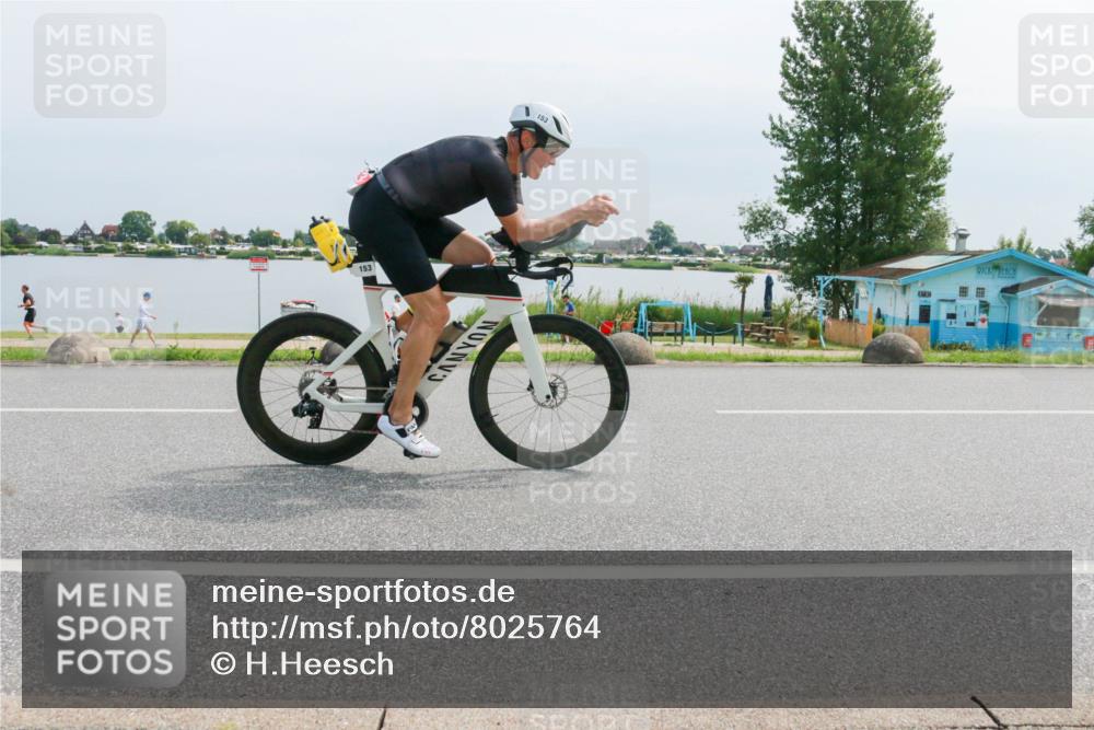 15.06.2025 - 27. Vierlanden-Triathlon H.Heesch http://msf.ph/oto/8025764 15.06.2025 11:17:48 Radfahren 7, 148, 153, 720, 947 meine-sportfotos.de