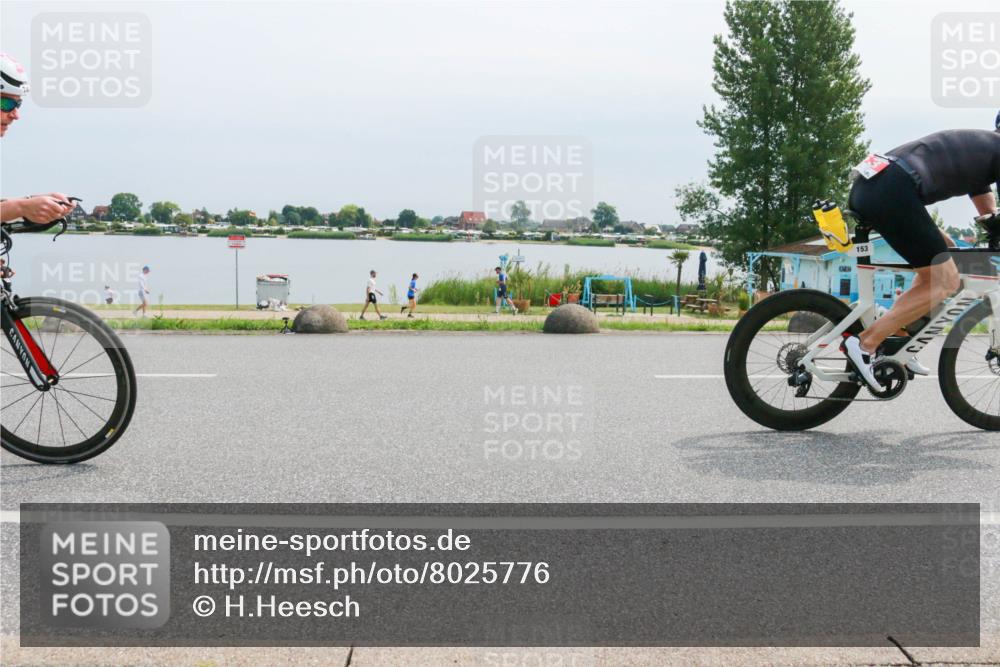 15.06.2025 - 27. Vierlanden-Triathlon H.Heesch http://msf.ph/oto/8025776 15.06.2025 11:17:49 Radfahren 7, 148, 153, 720, 947 meine-sportfotos.de